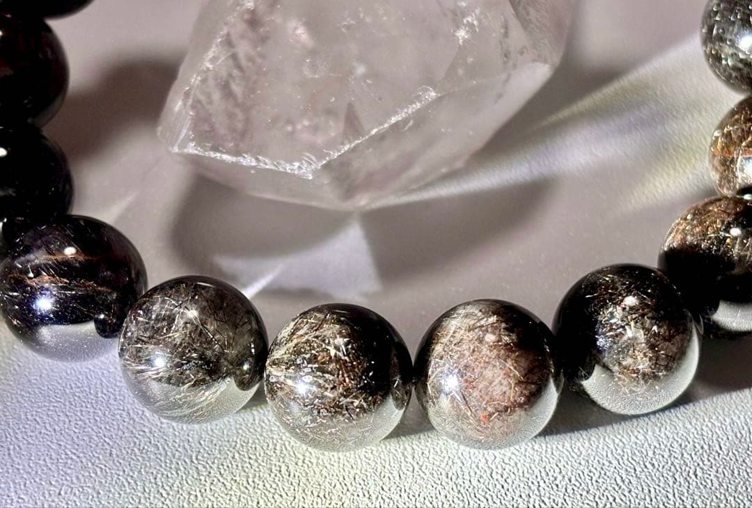 究極品質　幻のリアルブラックルチルクォーツのブレス　二酸化チタン針　12.2㎜