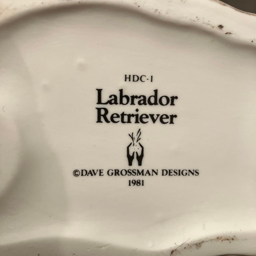 アメリカ80年代手描きの瞳が美しく誇らしげに鴨を咥えるラブラドールレトリバー陶器