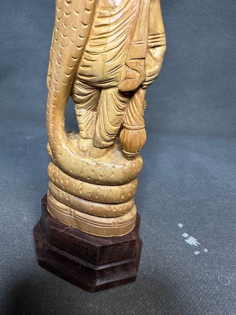 白檀　インド　木彫り　仏教美術　仏像 骨董 木像アンティーク　魔除け　お守り