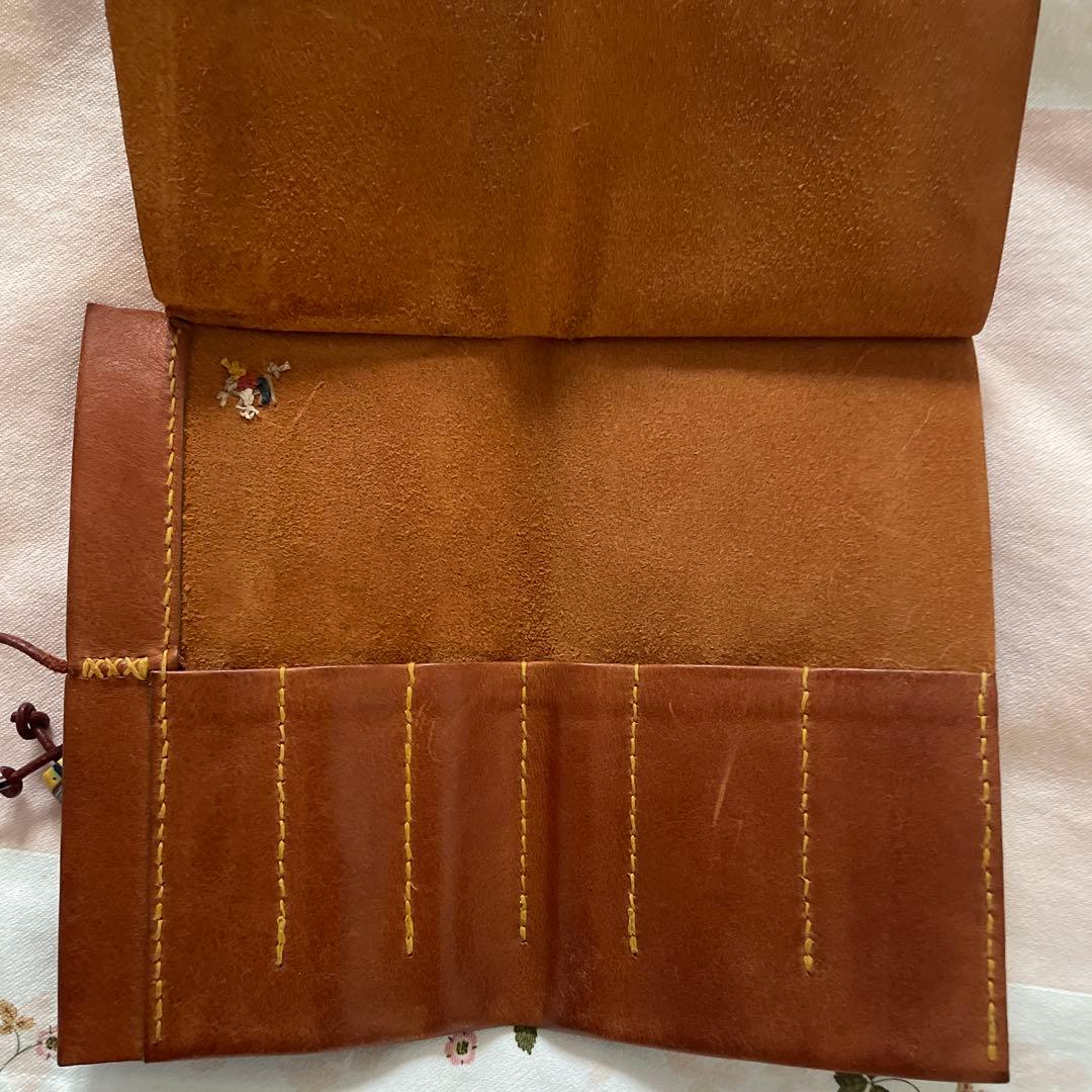 アンリークイール　レザーロールペンケース 馬の刺繍