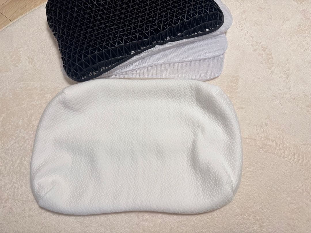 ヒツジのいらない枕〔調律〕高さ調整可能 カバー付き