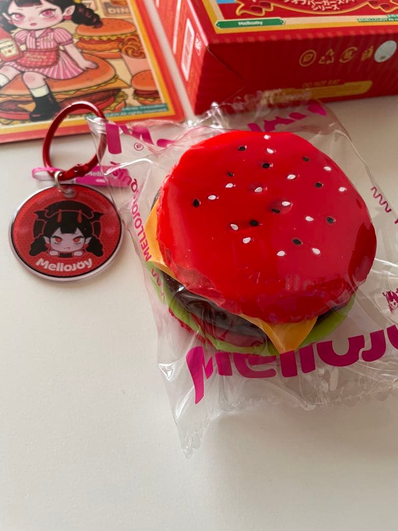 未使用品】MelloJoy スクイーズ ハンバーガー レッドクインバーガー