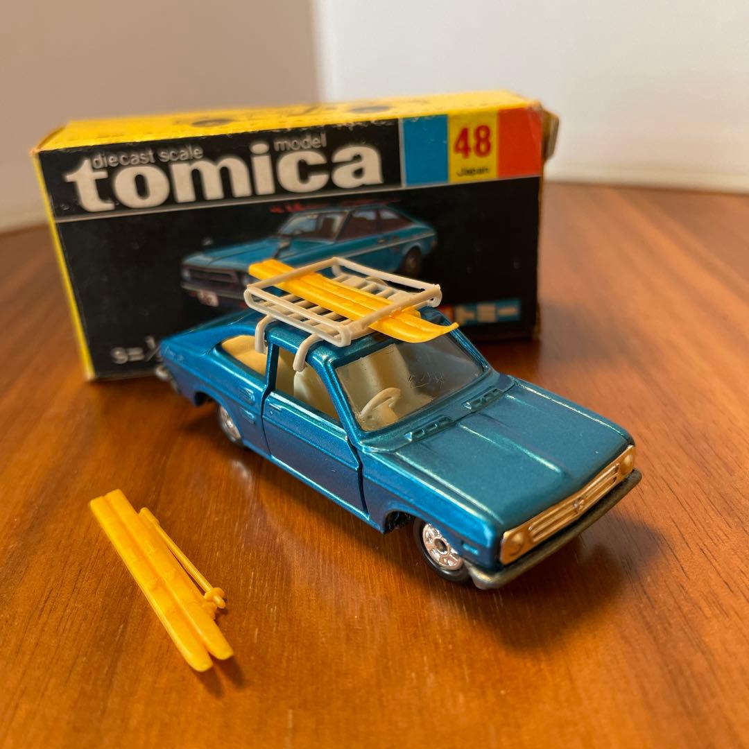 トミカ黒箱 サニー1200 スキーキャリア+ 予備スキー板 - メルカリ