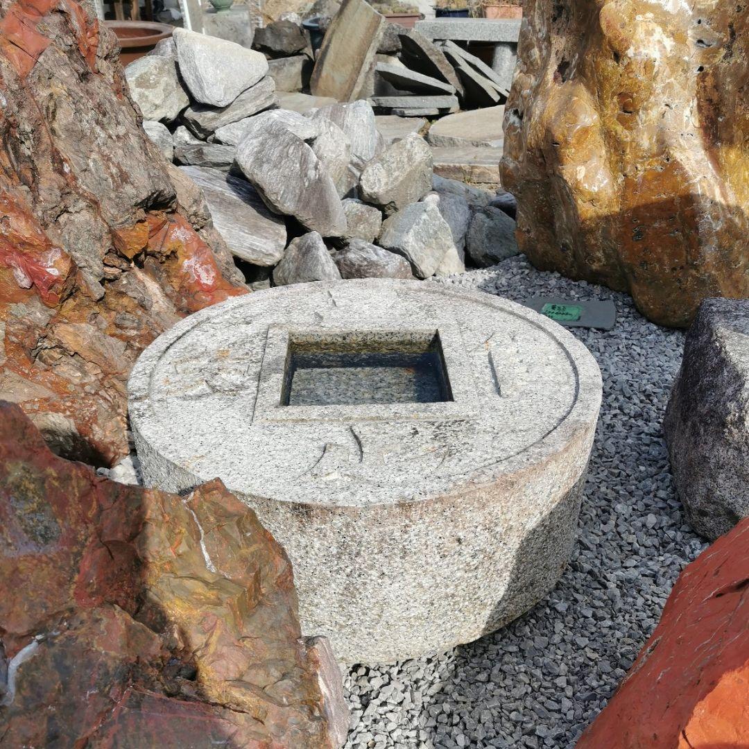 御影石　吾唯足知　蹲　186キロ　庭石　鑑賞石　石　庭　置物　オブジェ