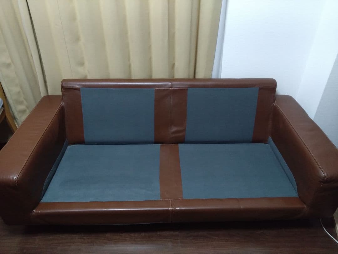 無印　革張りソファ　2.5シーター