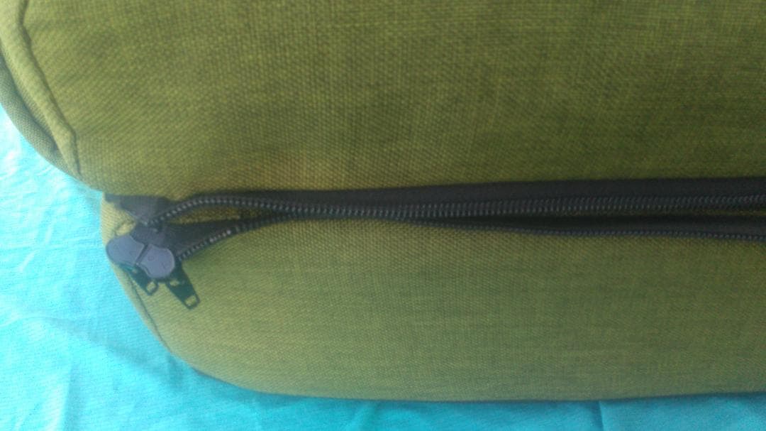 四段階リクライング　黄緑　若草色　座布団外せる　肘掛付　埼玉北部引取可　発送も可