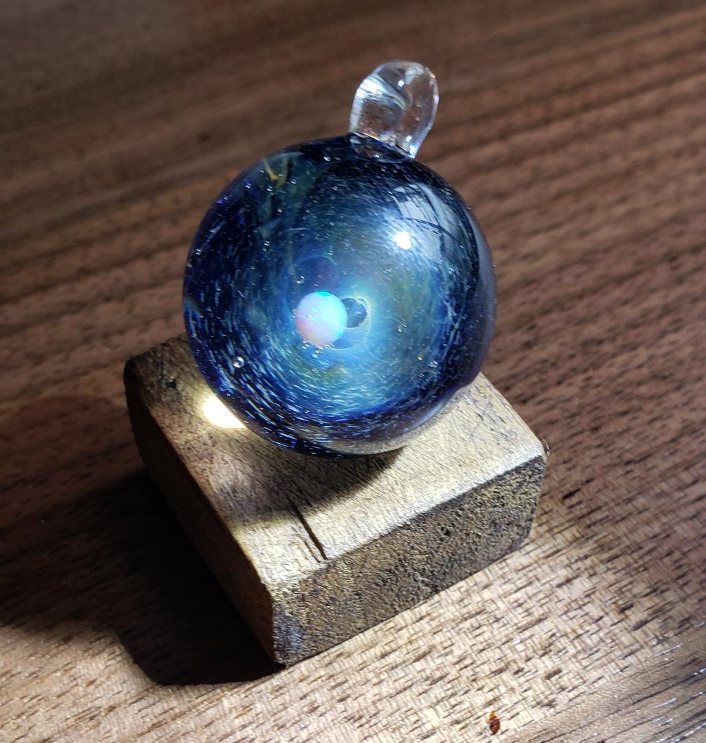 宇宙　ガラスペンダントトップ