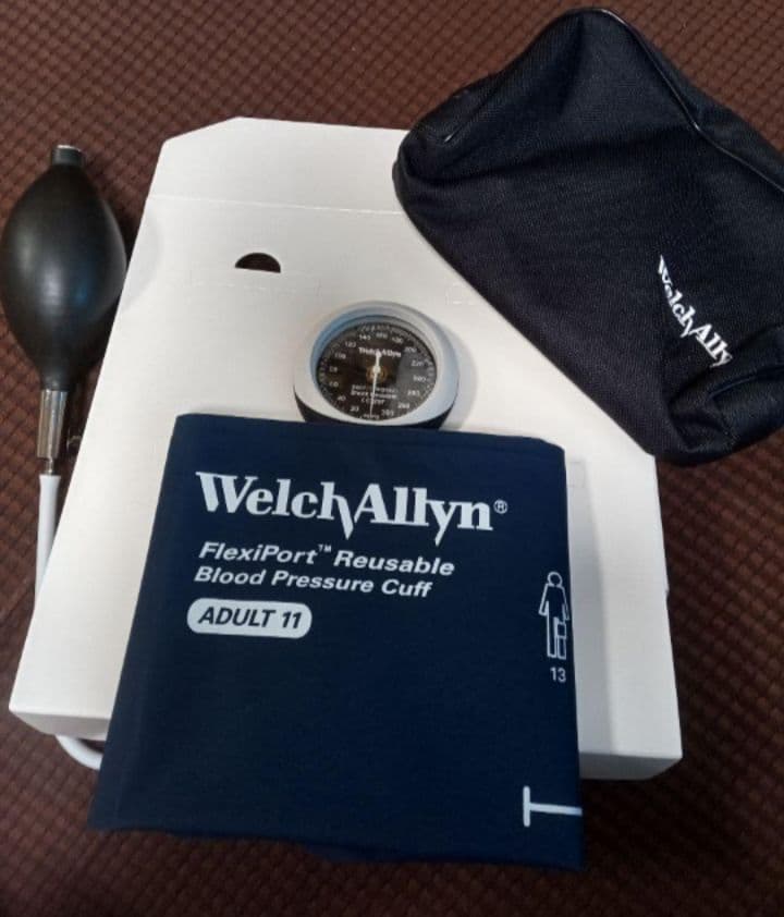 ウェルチ・アレンds45血圧計