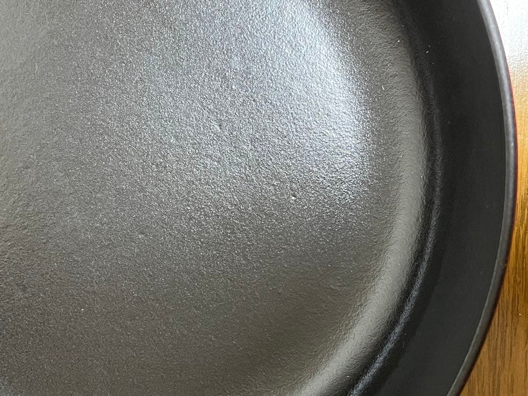 staub 2点セット　　スキヤキ＆グリル、ラムカンチェリー