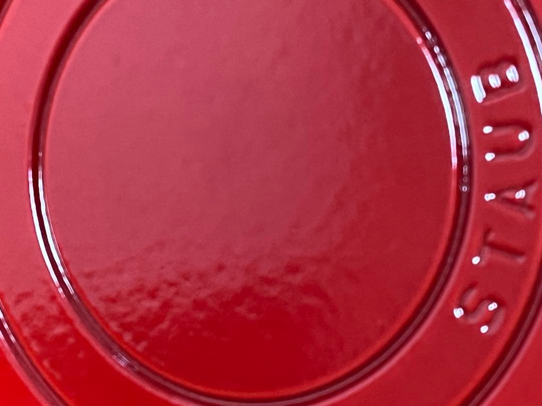 staub 2点セット　　スキヤキ＆グリル、ラムカンチェリー