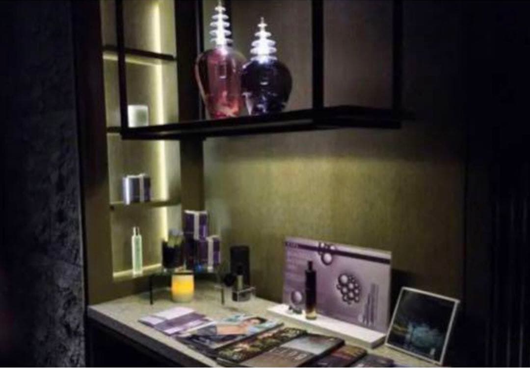 《リッツカールトンSPA》ラ・プレリー♡スイスUVプロテクションヴェール♡新品♡