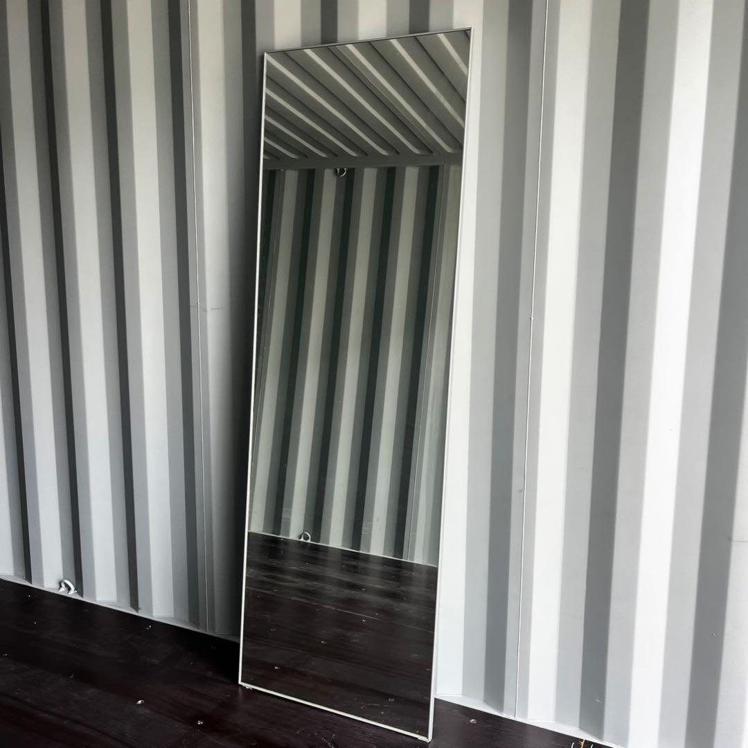 取付無料！シンプルモダン イタリア製全身鏡 姿見 大型壁掛けミラー✨