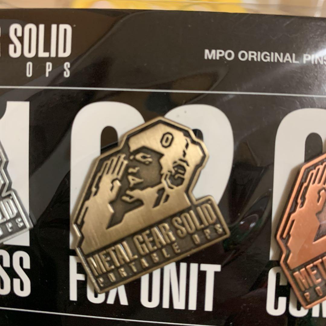 メタルギアソリッド ピンバッジ - メルカリ