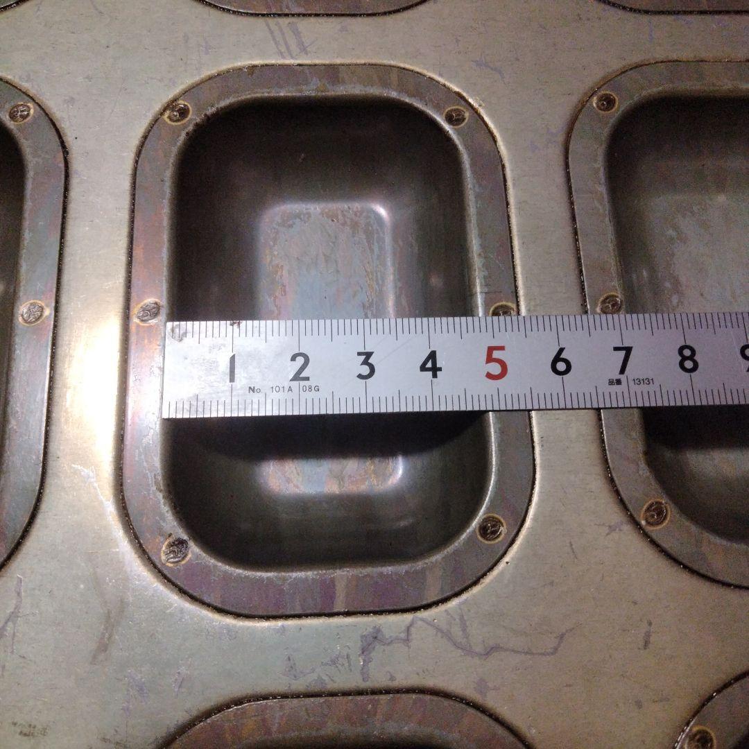 フィナンシェ型（25個取り）シリコン加工／千代田金属製