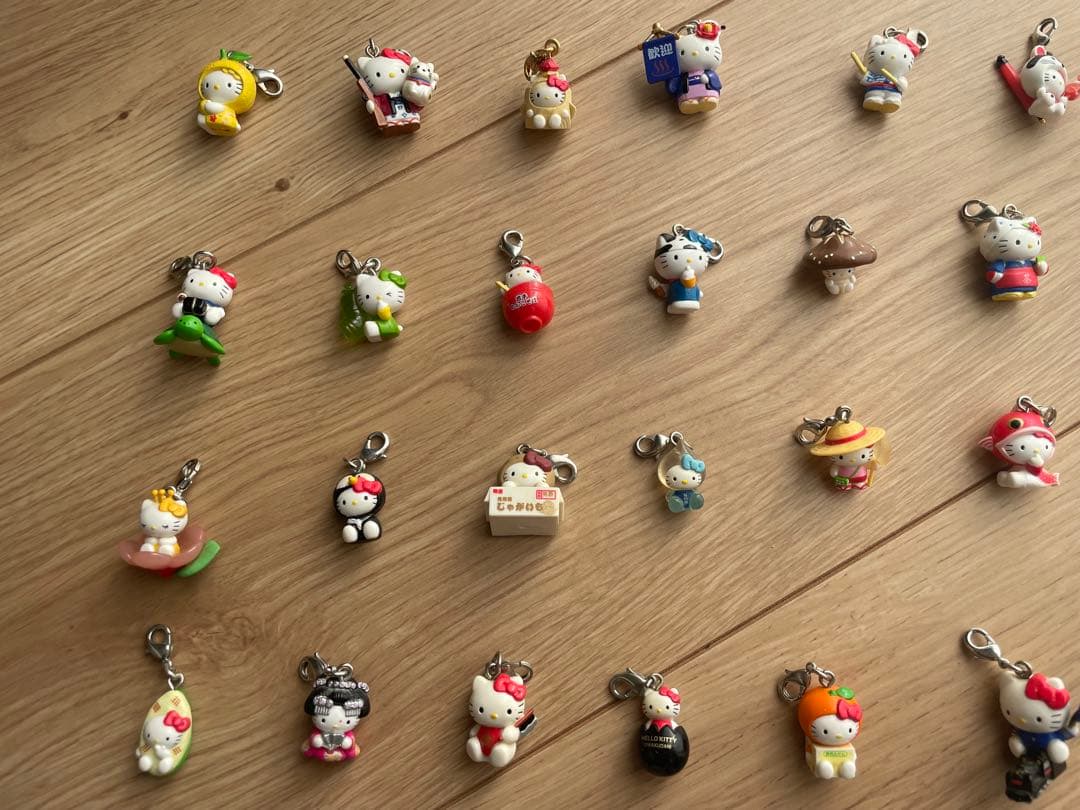 【レア】ご当地キティ　根付け　キーホルダー　ストラップ　41点　大まとめ売り