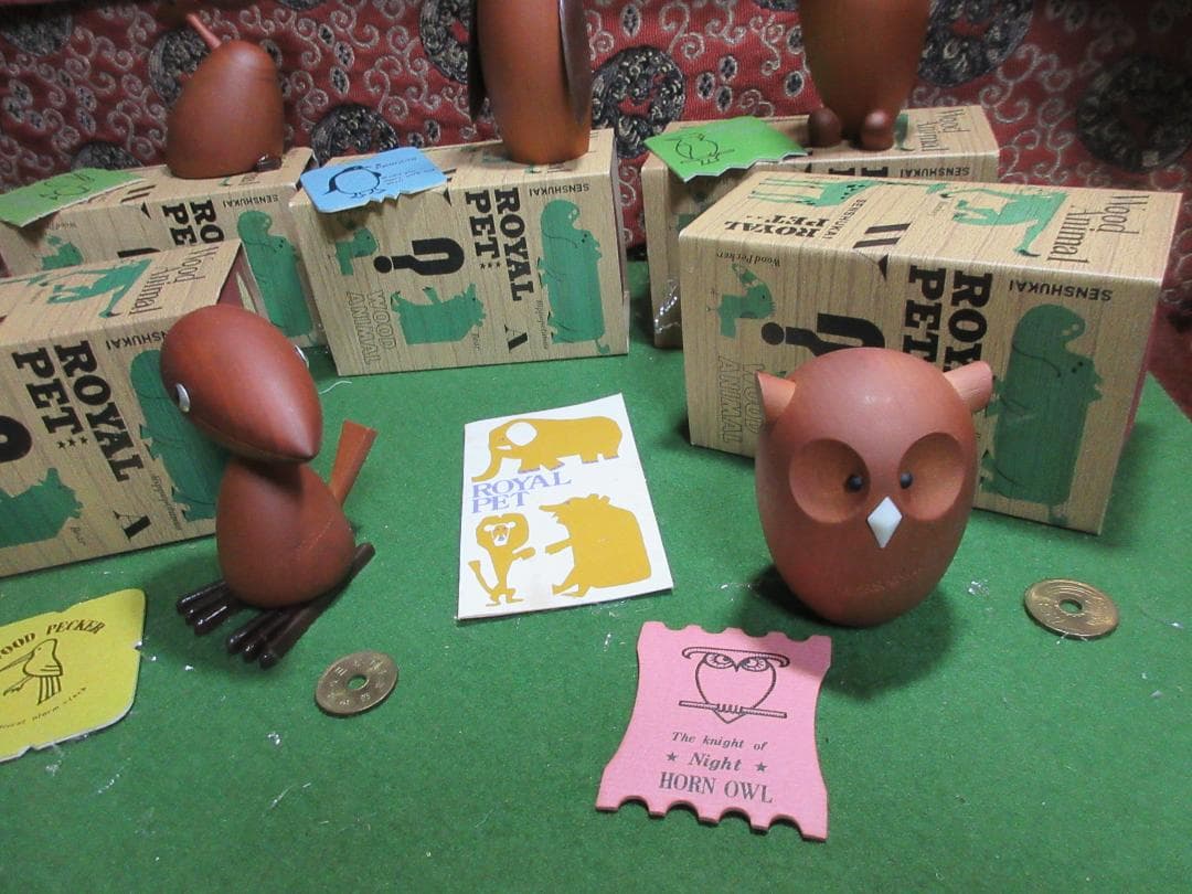 ロイヤルペット　8体セット　木製桜材　　NO2