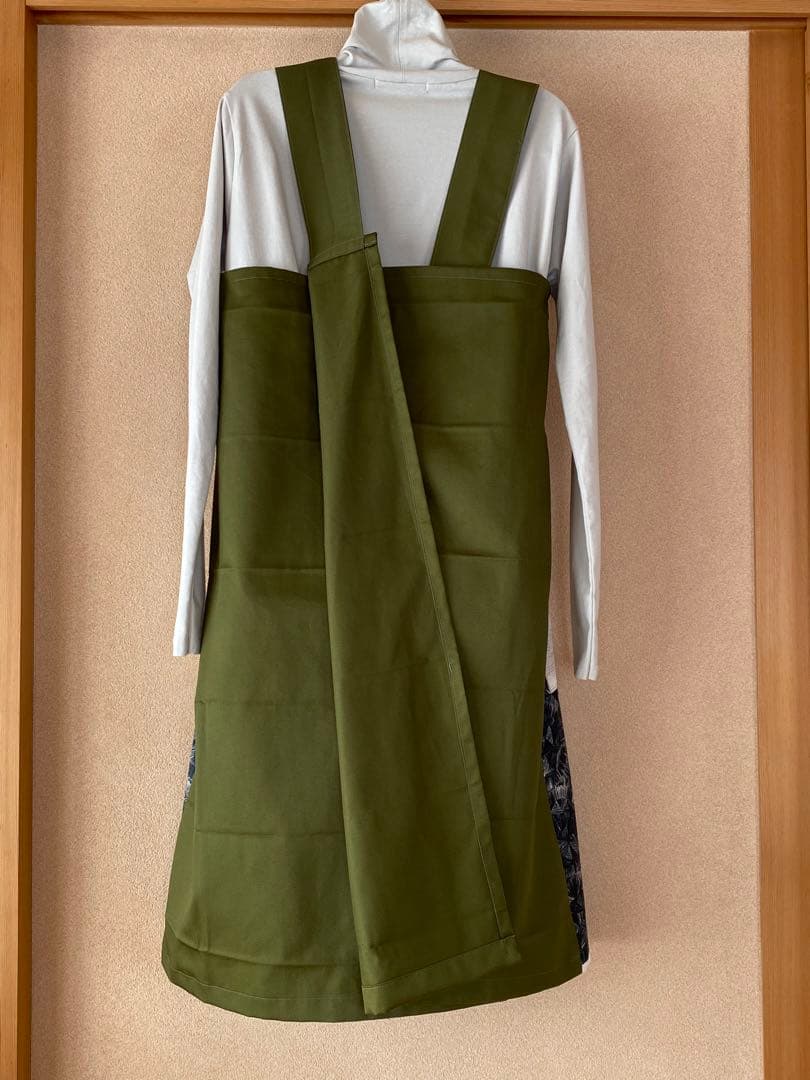 【モダンなエプロン】handmade●free〜L●kokka生地サークル