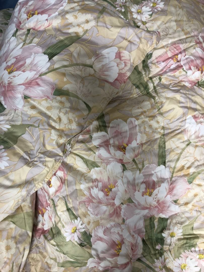 羽毛布団　ダウン93% 1.8kg ハンガリー産ホワイトグース　花柄　ダブル