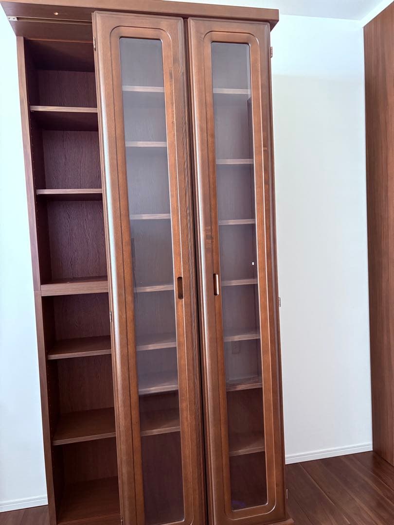 美品　木製ブラウン　スライド本棚 ガラス扉付き　日本製