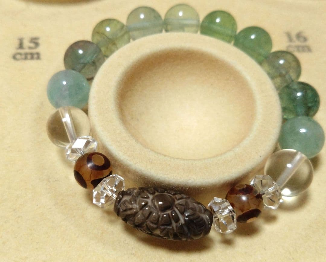 120年前☆彫型梅花天珠 ブレスレット フローライト