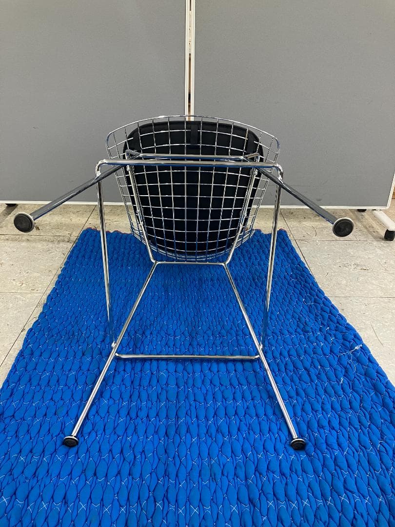 ハイチェア N plus リプロダクト ハリー・ベルトイア シルバー②