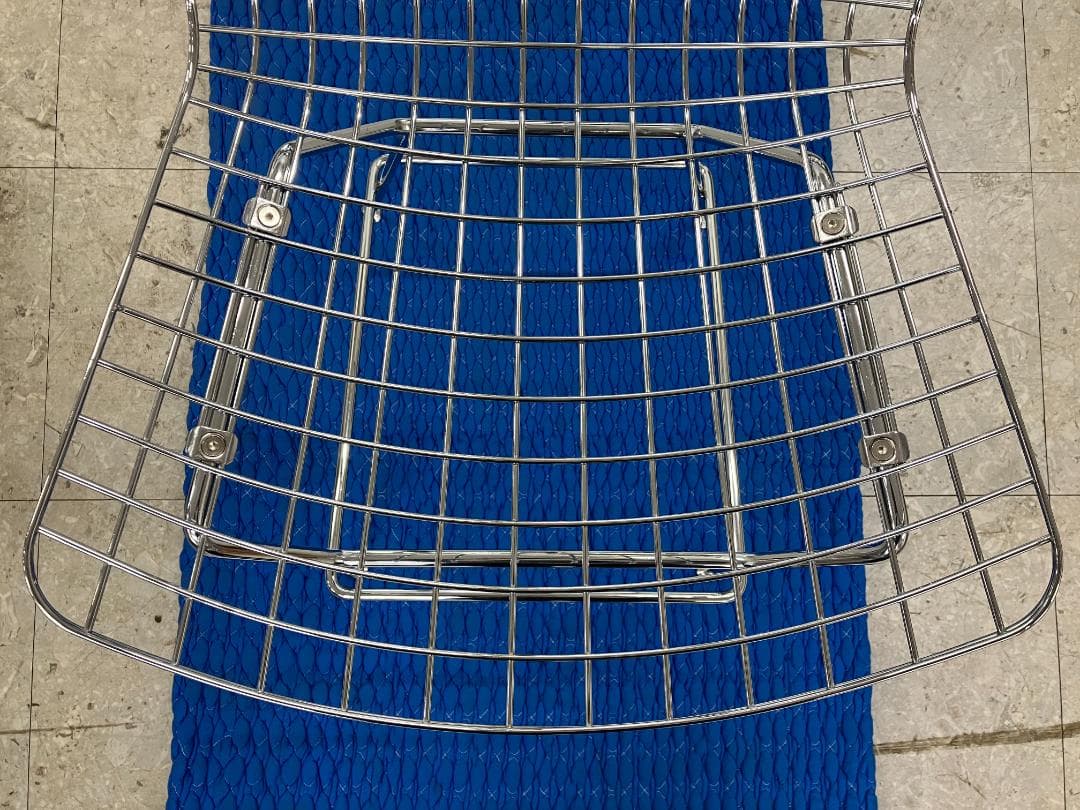 ハイチェア N plus リプロダクト ハリー・ベルトイア シルバー②