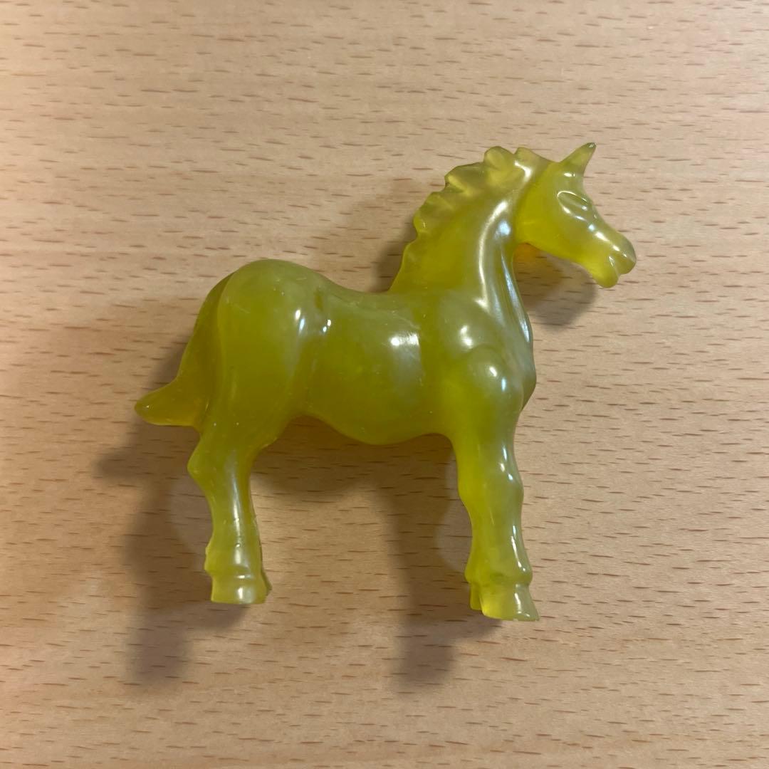 午年・うま・ウマ・馬・置物・ヴィンテージ ・レトロ・アンティーク・黄色・黄色い馬