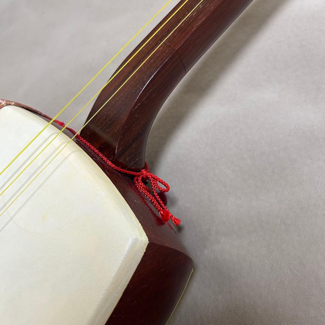 長唄三味線 細棹 本皮 皮破れなし 木製スタンド 長袋、胴袋付き - メルカリ