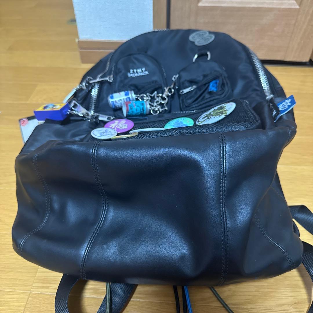 改良版】ずとまよ バックパック リュック 缶バッジ ストラップ black
