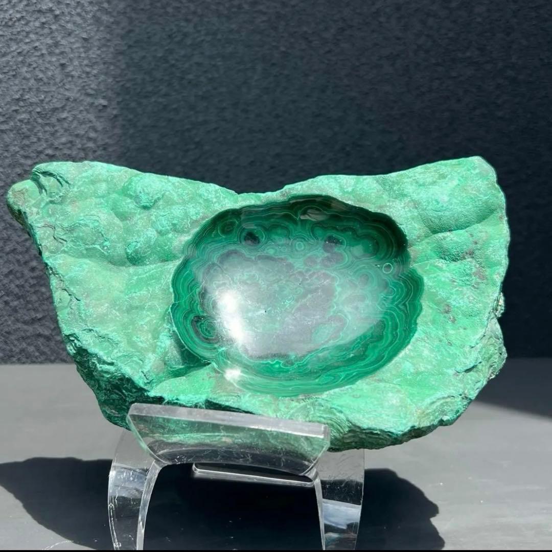 ☆癒される模様と色合い☆強いヒーリングパワー☆マラカイト 原石 浄化皿 天然石