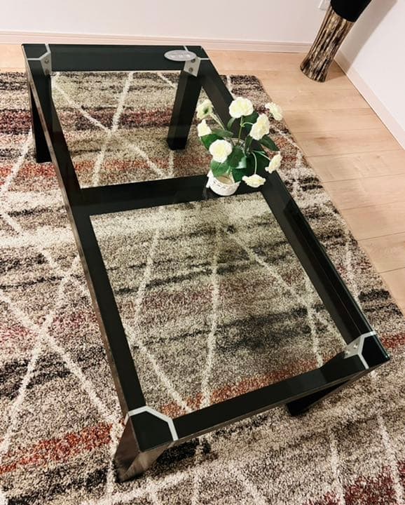 【IDC大塚家具】美品 上質なリビングテーブル✨空間広く見せモダンに