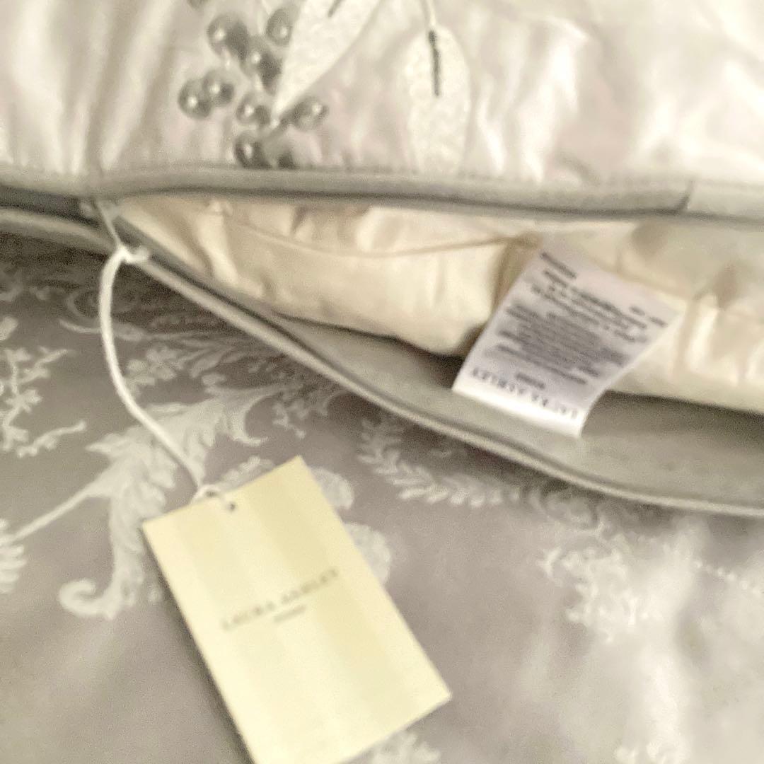 ローラアシュレイイギリス老舗 一面刺繍枕クッション フェザーパッド