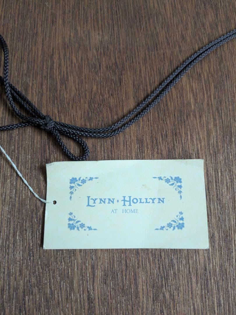 リンホーリン　LYNN HOLLYN　ミラー　壁掛け　鏡