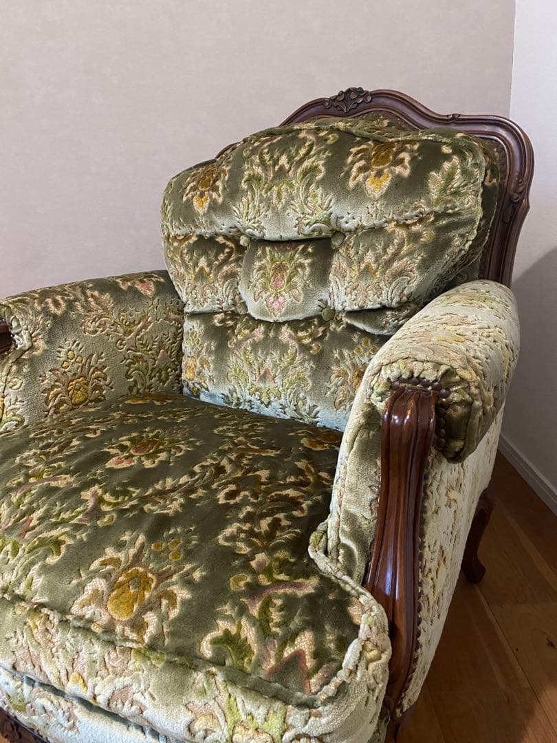 カリモク　最高級金華山　ロココ調ソファ　1人掛けソファ