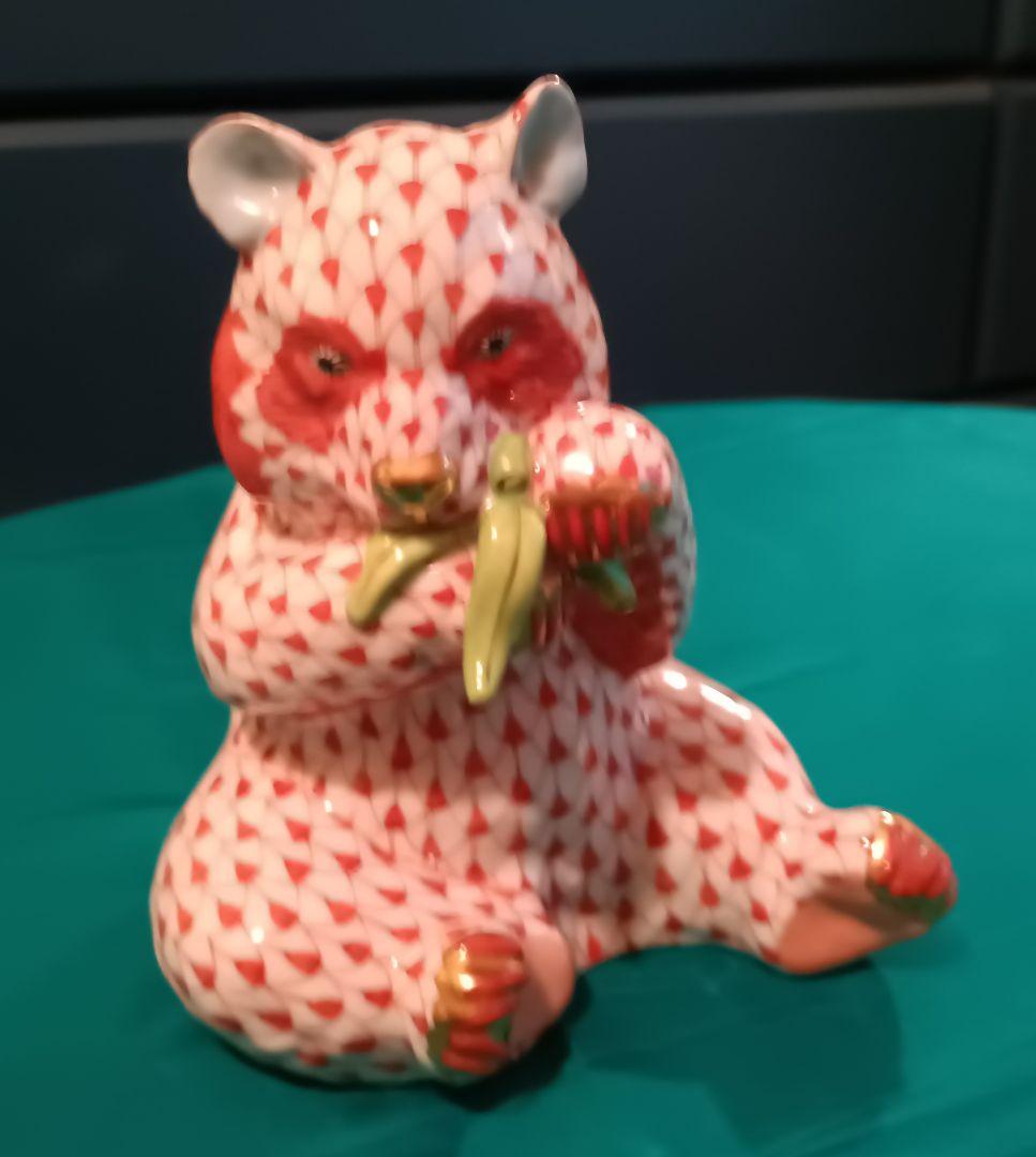 【HEREND】ヘレンド　動物シリーズ　笹を食すパンダ　ハンドペイント　磁器製