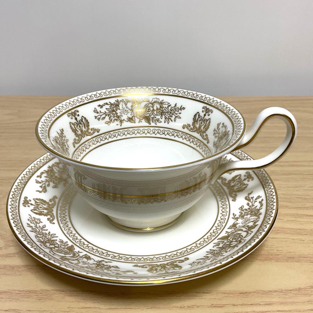 ウェッジウッド コロンビア　ゴールド　ピオニー　トリオ　①