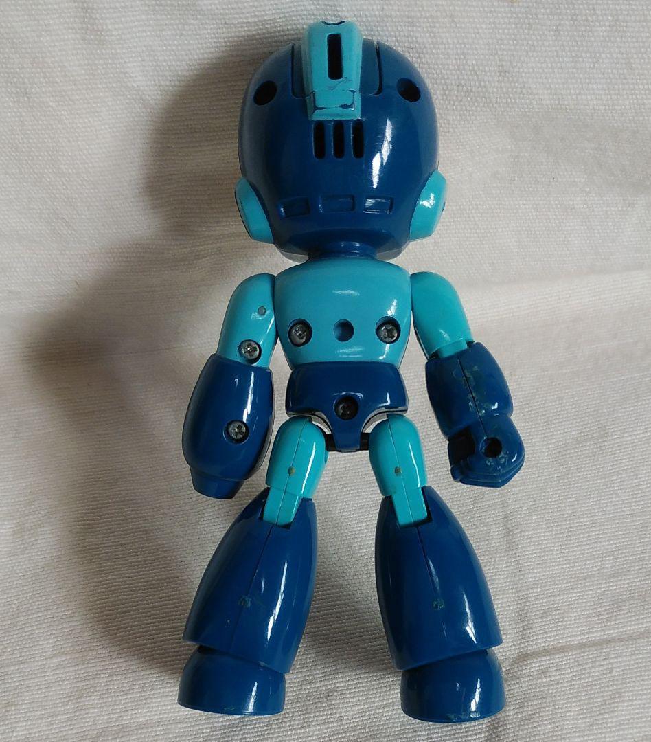 ロックマン Mega Man ファミコン フィギュア CAPCOM プラモデル - メルカリ