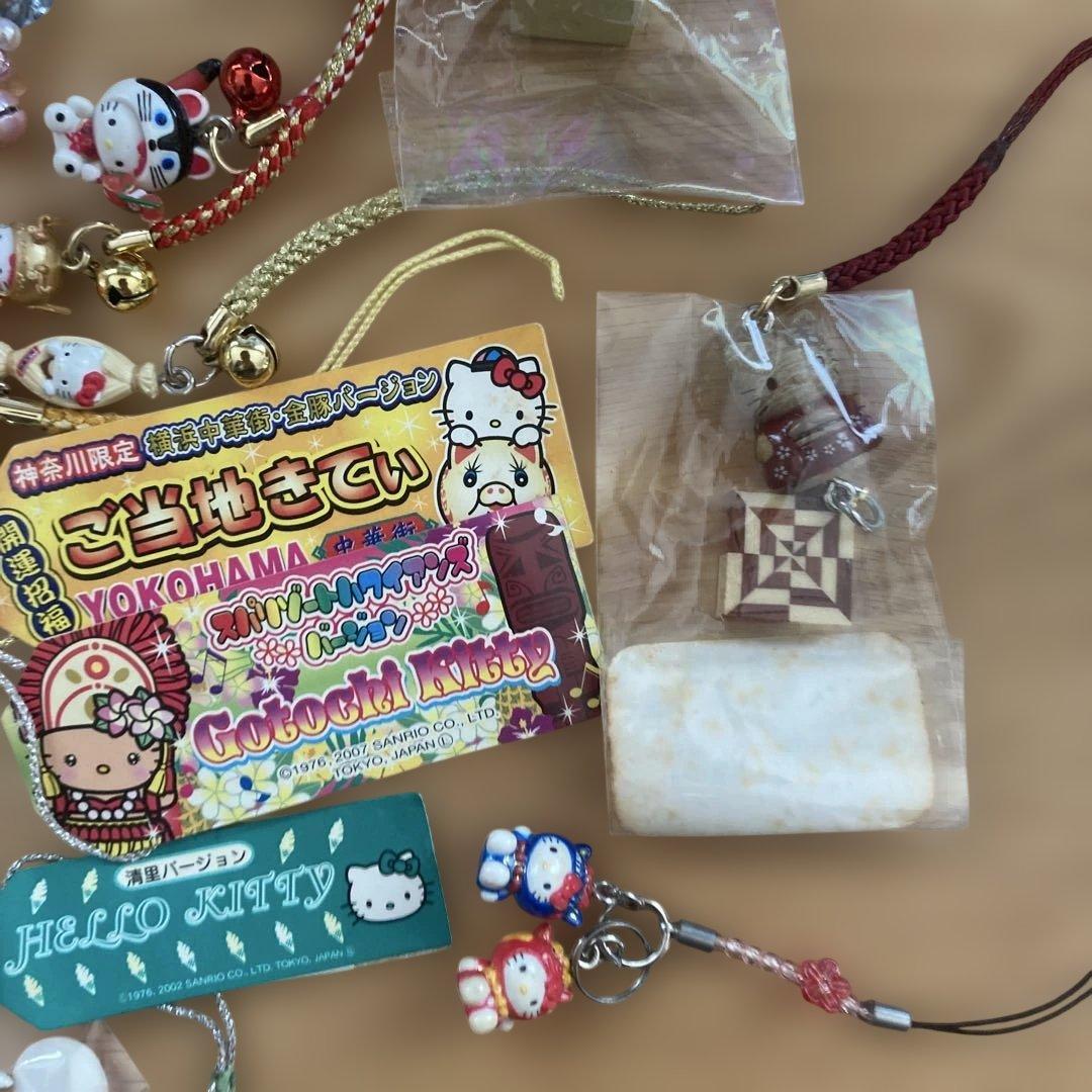 ハローキティー　ストラップ