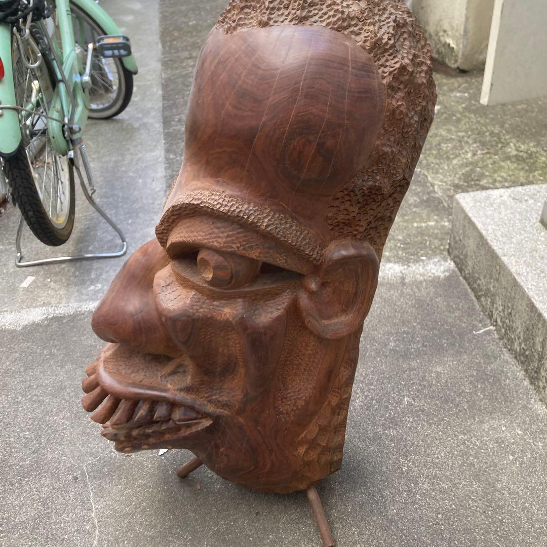 木製彫刻 顔のオブジェ