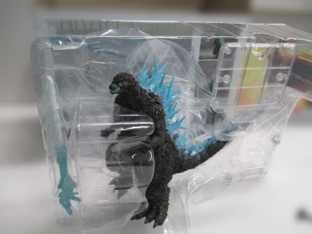 【中古品】S.H.MonsterArts ゴジラ (2023) 放射熱線Ver.