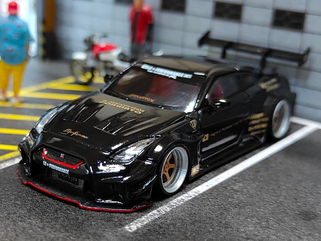 MINIGT トミカ改造 日産 R35 GTR LBWK 深リムホットウィール - メルカリ