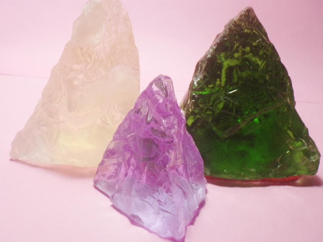 アンダラクリスタル　三角 　２５０９１３－２