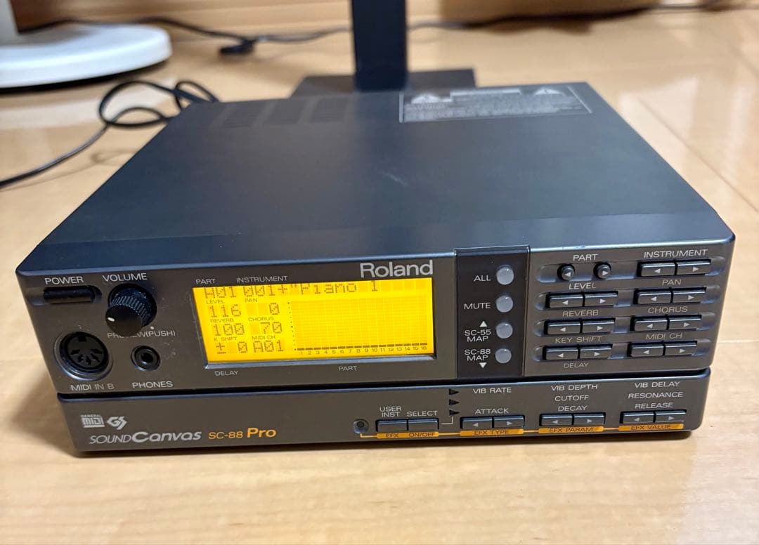 Roland SC-88 Pro 音源モジュール　ミュージ郎