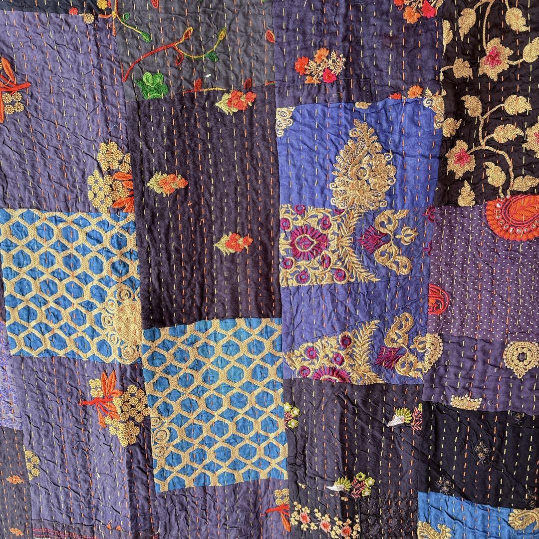 未使用❁大判　エンブロイダリー　ネイビー　パッチワークカンタキルトマルチカバー