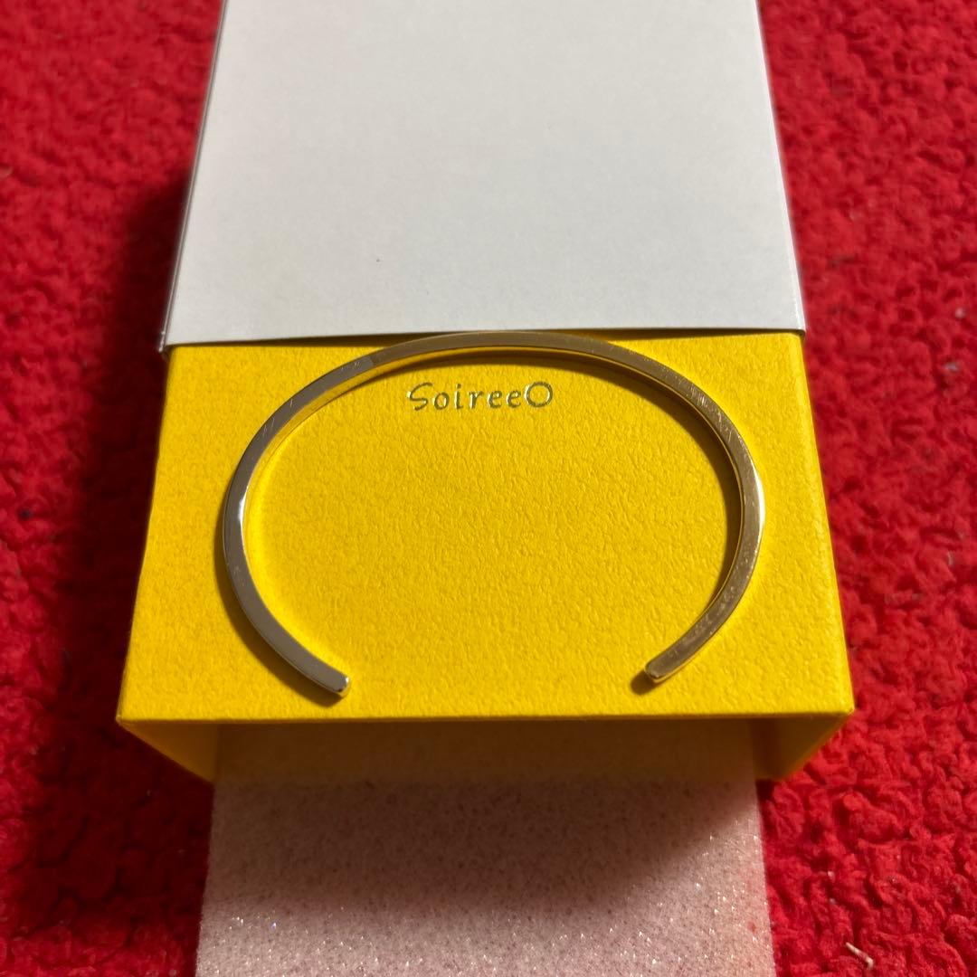 ソワレオー　soireeo K10 バングル　Nissy 西島隆弘　AAA