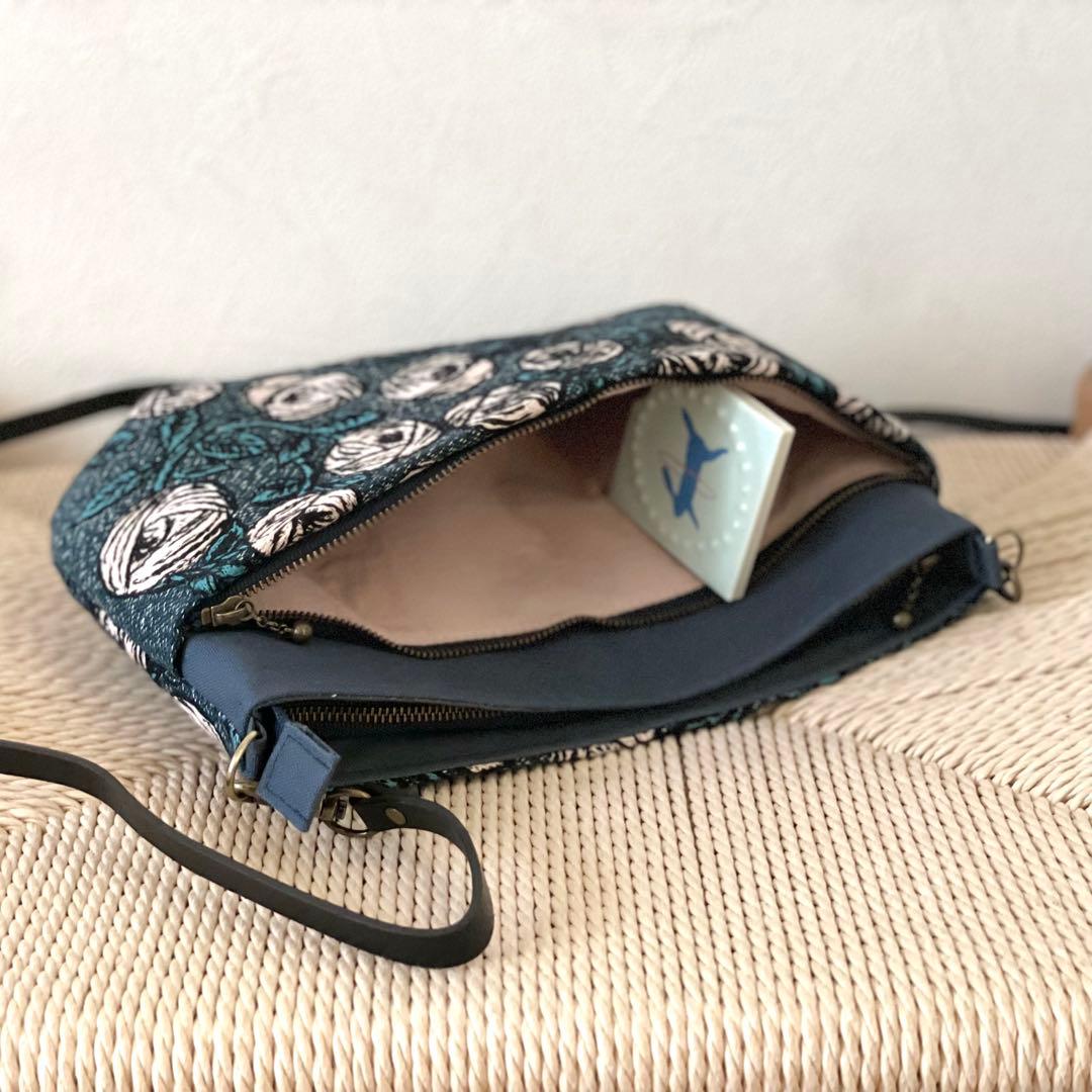 ⚮̈ミナペルホネン　rosy ドラポケショルダー　サコッシュ