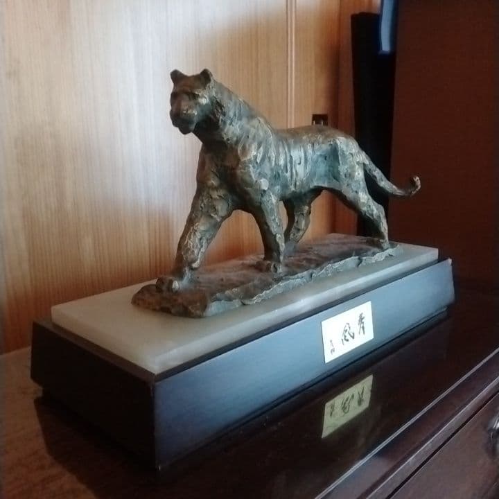 ブロンズ像北村西望　台は組立式です。本土のみの方まとめ買い出来ます。