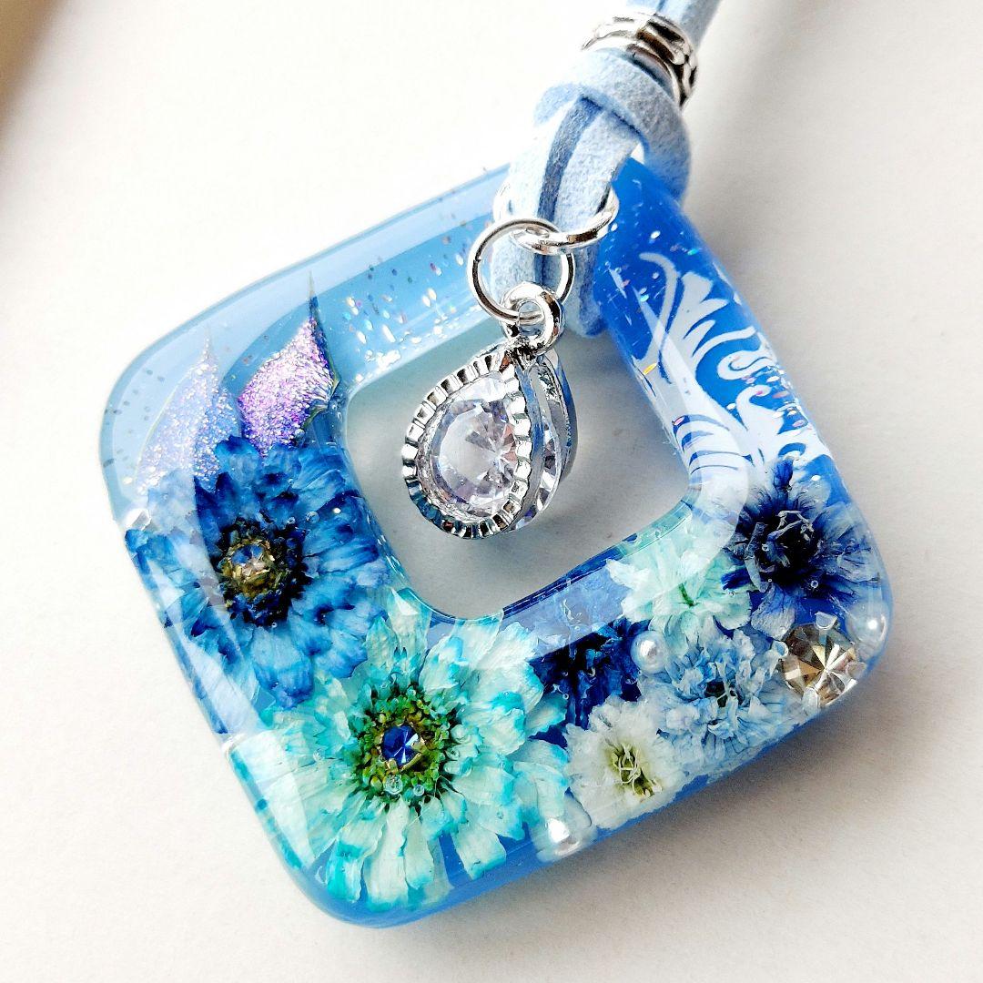 【1142】レジン　マトリカリア　ネックレス　ペンダント　ハンドメイド