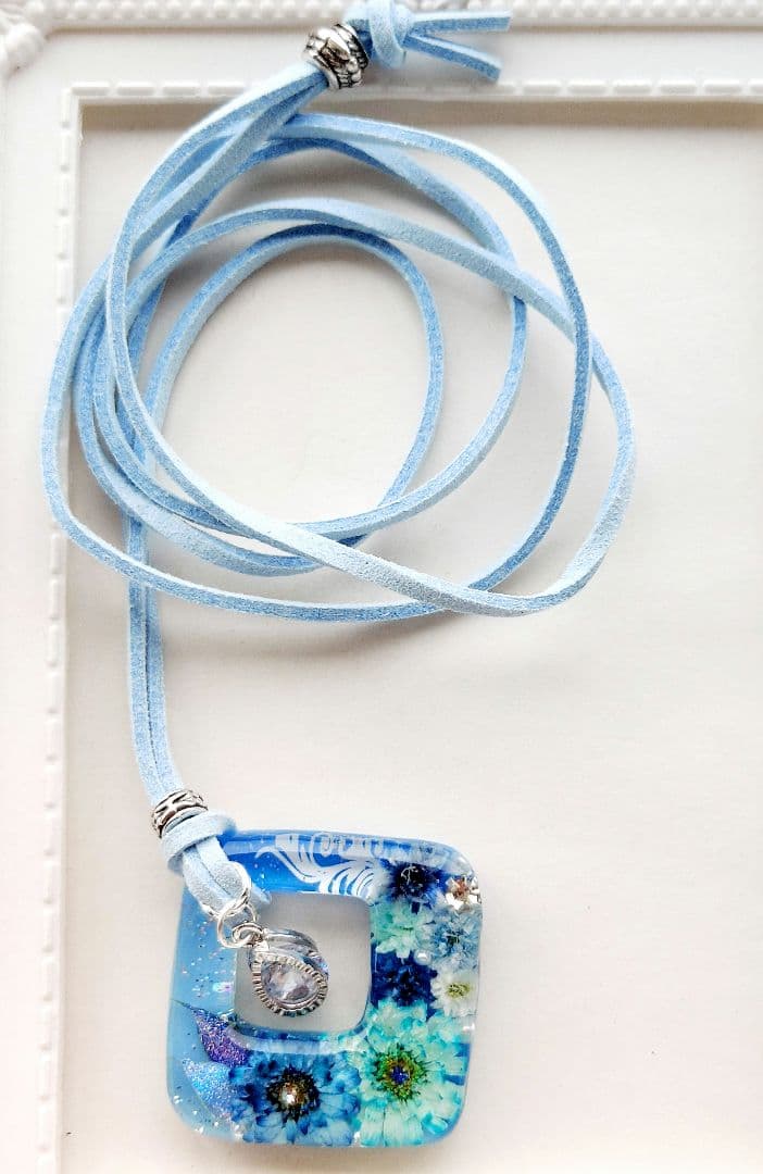 【1142】レジン　マトリカリア　ネックレス　ペンダント　ハンドメイド