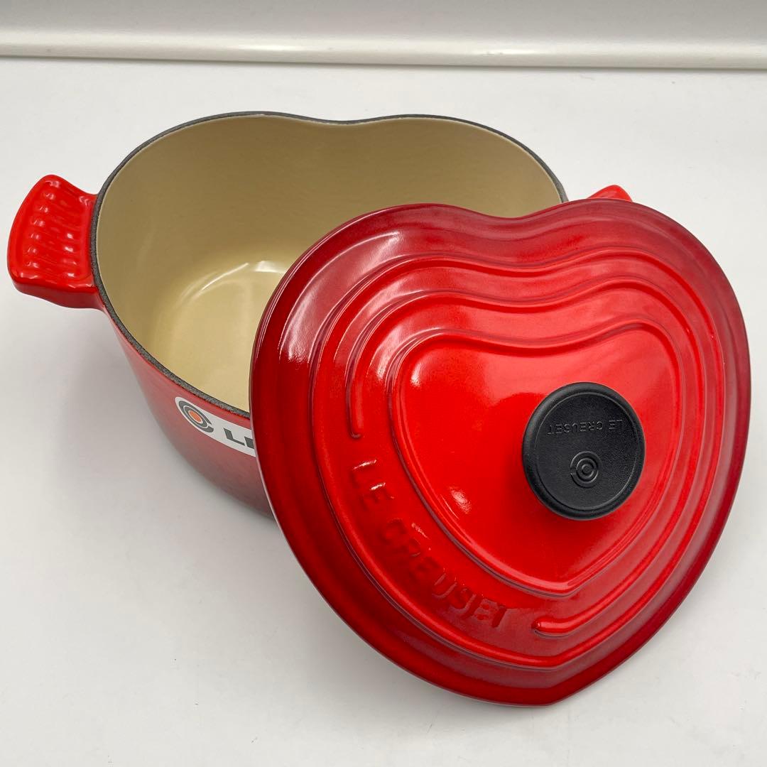 ル・クルーゼ ココット・ダムール ハート型鍋 2.0L チェリーレッド